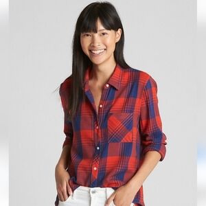 Gap plaid flannel boyfriend shirt